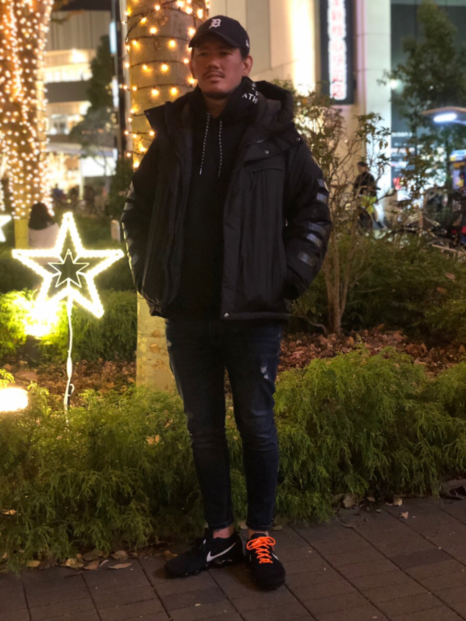 おかわり王子|NUMERALSのパーカーを使ったコーディネート , WEAR